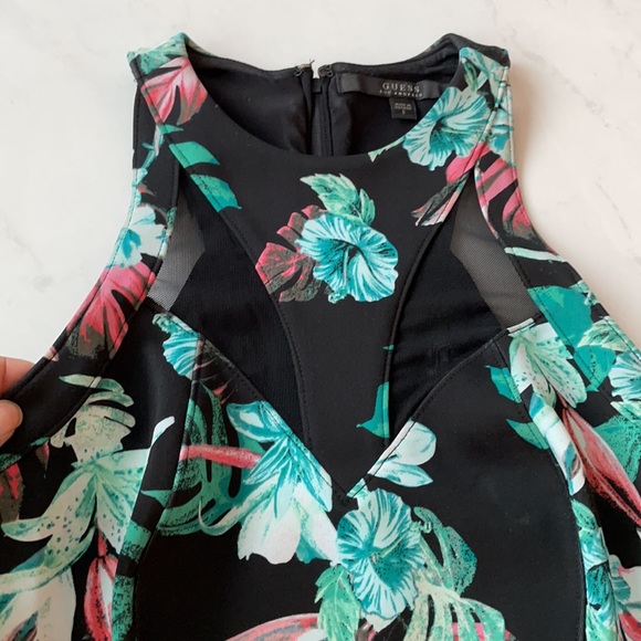 Green and Pink Guess Crop Top - Picture 4 of 5